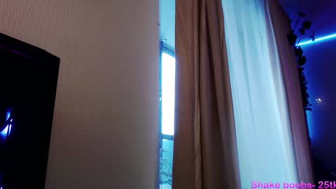 Snapshot of molly__percocet13 chatting on February 3, 2025, 9:52 am online show from February 3, 2025, 9:52 am