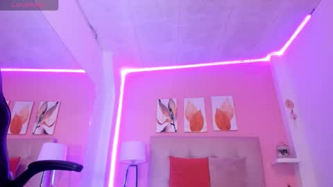 Snapshot of molly_h0t chatting on March 27, 2026, 12:49 pm online show from March 27, 2026, 12:49 pm