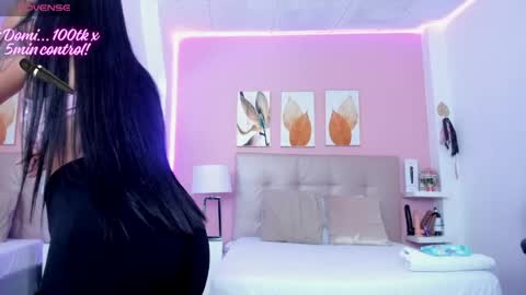 Snapshot of molly_h0t chatting on April 25, 2026, 12:19 pm online show from April 25, 2026, 12:19 pm