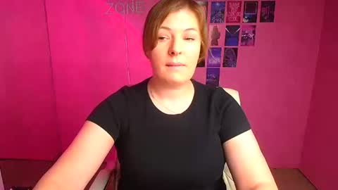 Molly online show from December 18, 2025, 12:55 pm