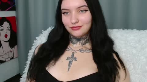 Snapshot of molly_montanaaa chatting on January 11, 2025, 7:05 pm Lina online show from January 11, 2025, 7:05 pm