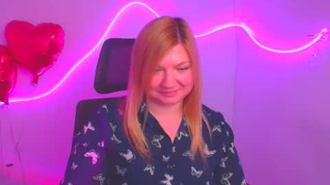 Molly online show from March 9, 2025, 3:27 pm