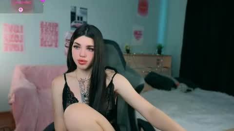 Molly online show from July 9, 2026, 4:16 am