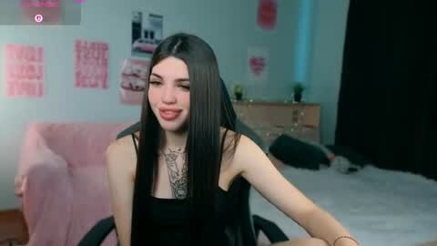 Molly online show from July 10, 2026, 4:17 am