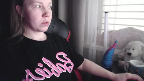 I have new photos come and see with love Molly online show from January 18, 2026, 10:41 am