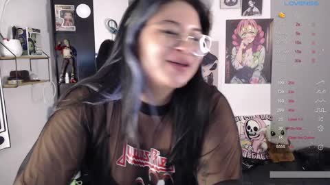 Molly online show from February 4, 2025, 6:04 am