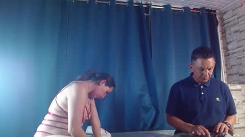 mollyandsam303av online show from March 23, 2026, 3:10 am