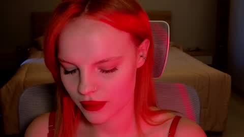 Snapshot of mollybossy chatting on March 29, 2026, 12:43 am Molly online show from March 29, 2026, 12:43 am