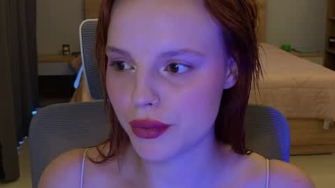 Snapshot of mollybossy chatting on April 11, 2026, 12:37 am Molly online show from April 11, 2026, 12:37 am