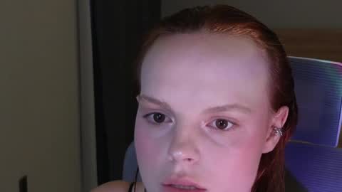 Snapshot of mollybossy chatting on April 12, 2026, 12:04 am Molly online show from April 12, 2026, 12:04 am