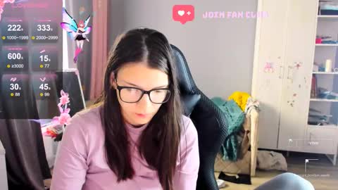  KIRA  online show from October 9, 2025, 6:22 am