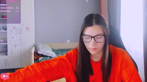  KIRA  online show from February 24, 2026, 5:49 am