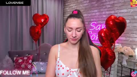 hi im Molly heregreat boobs big heart  warm pussy  online show from February 15, 2025, 3:20 am