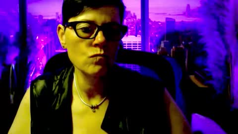 Snapshot of mollysun chatting on June 8, 2026, 3:01 pm MollySun Nina Randmann online show from June 8, 2026, 3:01 pm