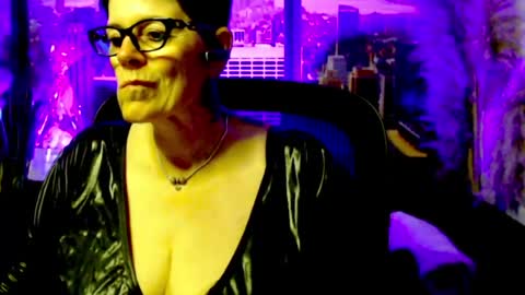 MollySun Nina Randmann online show from June 17, 2026, 6:42 pm