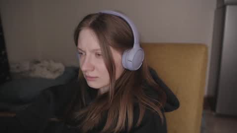 Snapshot of mollytucker chatting on December 19, 2024, 5:08 pm mollytucker online show from December 19, 2024, 5:08 pm