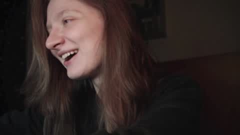 Snapshot of mollytucker chatting on January 10, 2025, 1:41 pm mollytucker online show from January 10, 2025, 1:41 pm