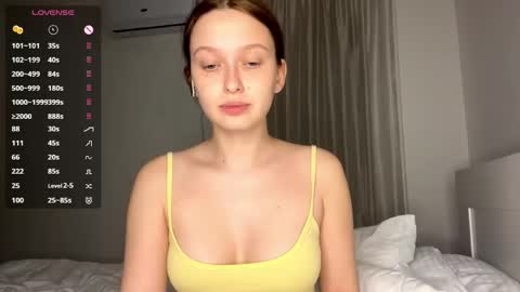 Snapshot of moltenpeach chatting on May 31, 2026, 6:09 pm Hermina online show from May 31, 2026, 6:09 pm