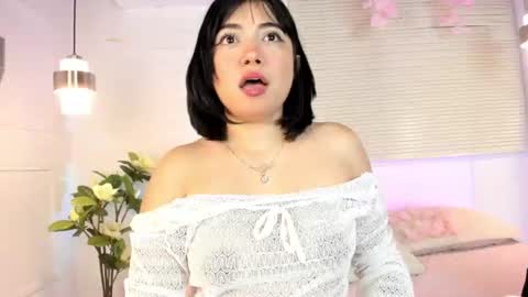 MOLY MOLY online show from July 22, 2026, 7:49 pm