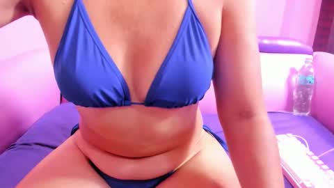 Snapshot of mommy_dirty_squirt chatting on April 5, 2026, 12:02 pm carolina online show from April 5, 2026, 12:02 pm