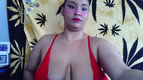 Snapshot of mommybubbles chatting on April 13, 2026, 6:35 pm Mommy bubbles online show from April 13, 2026, 6:35 pm