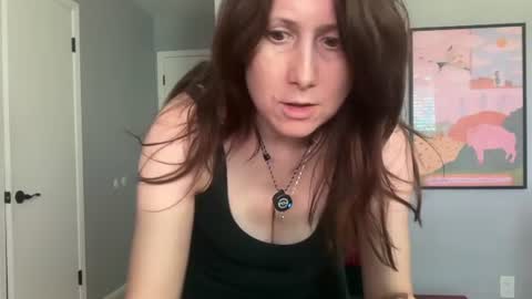 Snapshot of mommygoddessl chatting on July 8, 2026, 8:02 pm Goddess L online show from July 8, 2026, 8:02 pm