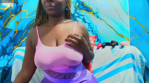  DINAH  online show from June 1, 2026, 2:02 am