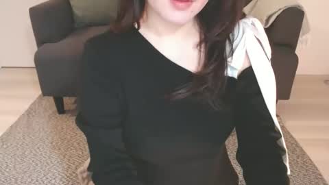 Snapshot of momo612238 chatting on February 13, 2025, 10:33 pm Momo online show from February 13, 2025, 10:33 pm