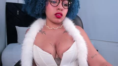 Snapshot of momo_ayasse chatting on May 6, 2026, 4:19 am Momo online show from May 6, 2026, 4:19 am