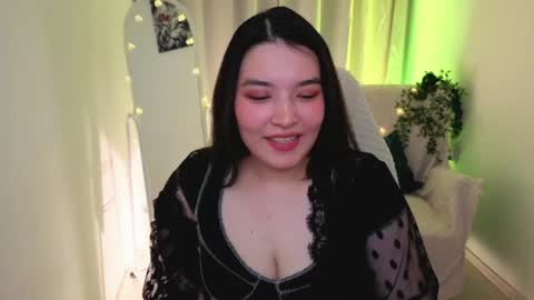 Momo online show from May 12, 2026, 9:56 pm