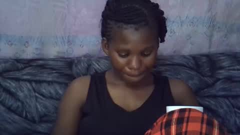 momsdoll online show from February 6, 2026, 9:23 am