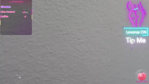Snapshot of mona_the_milf chatting on December 20, 2025, 6:15 pm Lutsen......rebranding online show from December 20, 2025, 6:15 pm