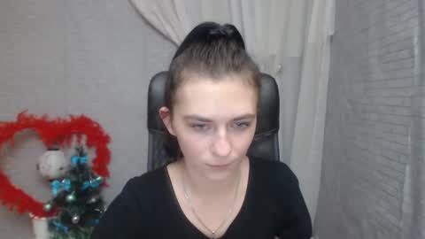 Snapshot of monakali chatting on December 6, 2024, 11:00 am monakali online show from December 6, 2024, 11:00 am