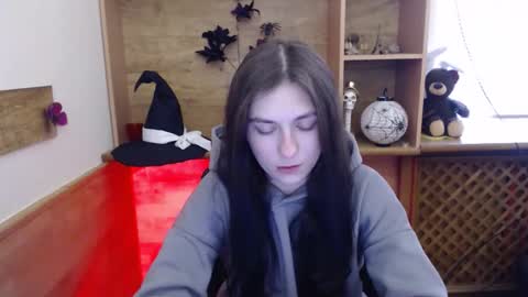 Snapshot of monakali chatting on November 12, 2025, 10:26 am monakali online show from November 12, 2025, 10:26 am