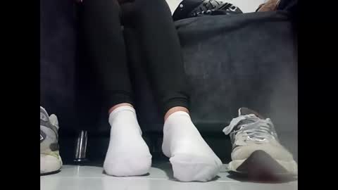 Snapshot of monalia17 chatting on January 9, 2026, 6:16 am monalia17 online show from January 9, 2026, 6:16 am