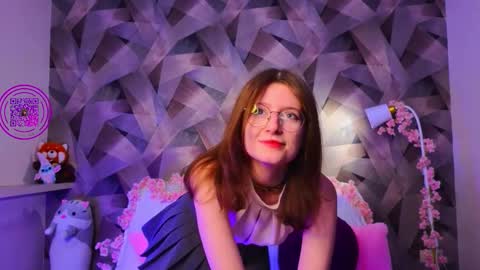 Snapshot of monanoir chatting on November 28, 2025, 4:31 pm Mona online show from November 28, 2025, 4:31 pm