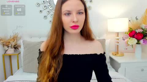 Snapshot of monaricci chatting on April 19, 2026, 5:18 am Mona online show from April 19, 2026, 5:18 am