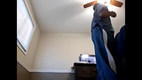 moneyboysaveg548 online show from January 15, 2026, 9:51 pm