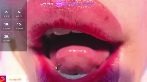 Snapshot of monica_amberr chatting on October 16, 2025, 3:51 am I am Gio online show from October 16, 2025, 3:51 am