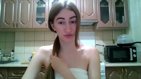 Monica online show from July 28, 2026, 9:25 pm