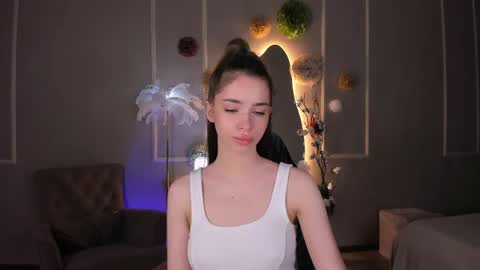 Hi  Im Monica  online show from June 5, 2026, 2:23 pm