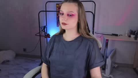 Snapshot of monicaerotic chatting on October 25, 2025, 6:57 pm Monica erotic mmm online show from October 25, 2025, 6:57 pm