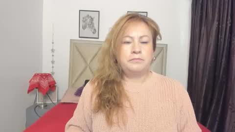 Snapshot of monicapink_ chatting on March 2, 2026, 12:23 pm Mony online show from March 2, 2026, 12:23 pm