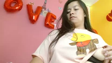 monickhot303av online show from February 18, 2025, 7:32 am