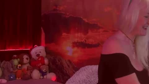 Snapshot of monicutex chatting on March 1, 2025, 3:21 am Monika online show from March 1, 2025, 3:21 am