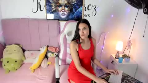 monica espina online show from July 19, 2026, 11:19 pm