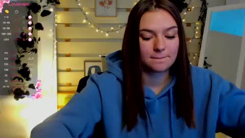 Snapshot of monika_youu chatting on February 26, 2026, 1:21 pm Monika online show from February 26, 2026, 1:21 pm