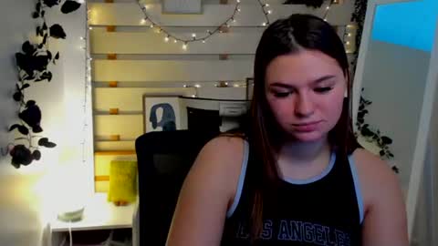 Snapshot of monika_youu chatting on March 1, 2026, 1:35 pm Monika online show from March 1, 2026, 1:35 pm