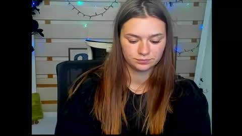 Snapshot of monika_youu chatting on June 18, 2026, 1:59 pm Monika online show from June 18, 2026, 1:59 pm
