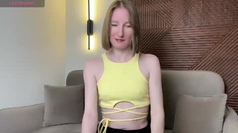 Snapshot of monikabos chatting on June 7, 2026, 9:07 pm MonikaBos online show from June 7, 2026, 9:07 pm